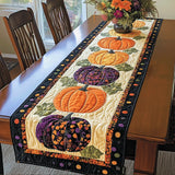 Runner de masă din quilt cu design de dovleac condimentat